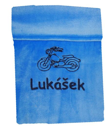 Deka s výšivkou jména na přání-více barev a obrázk,