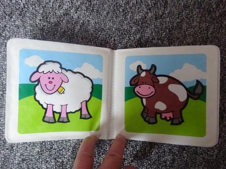 2x omyvatelná knížka,