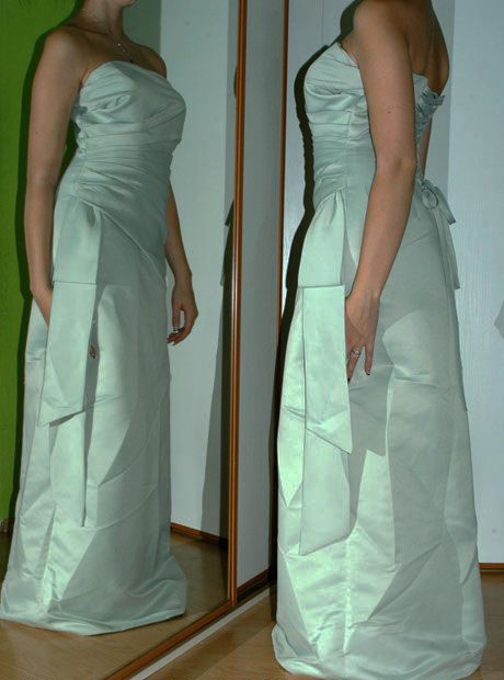 Pastelově zelené plesové společenské šaty, 38