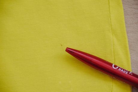 Zlute tricko s motylky vel.110/116, lupilu,110