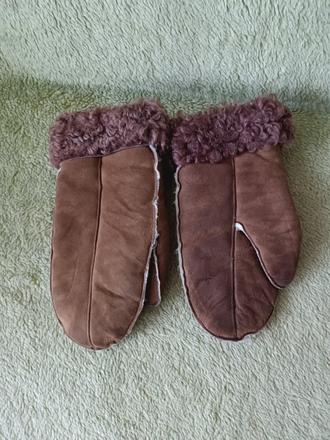 Dívčí rukavice, 158