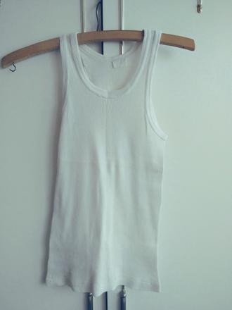 Chlapecký nátělník, 140