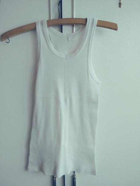 Chlapecký nátělník, 140