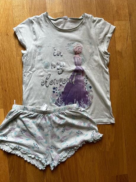 Pyžamo s kraťásky, c&a,134