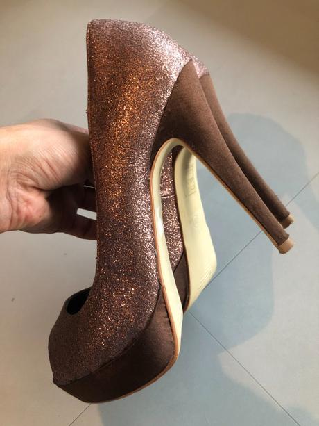 Čokoláda hnědá lodičky podpatek vel.37 lesk baťa, baťa,37