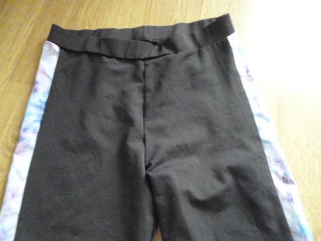 Sportovní legíny vel. 10-12, 146