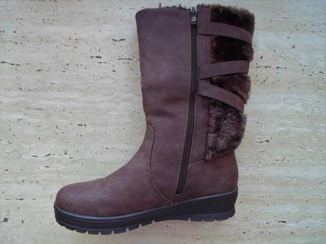 Hnědé teplé boty kozačky s kožíškem, 39 / 40