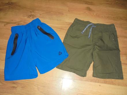 Kraťasy vel. 128/134, 128