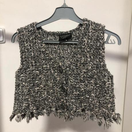 Šedočerná teplá vesta, 98