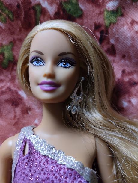 Panenka barbie, 