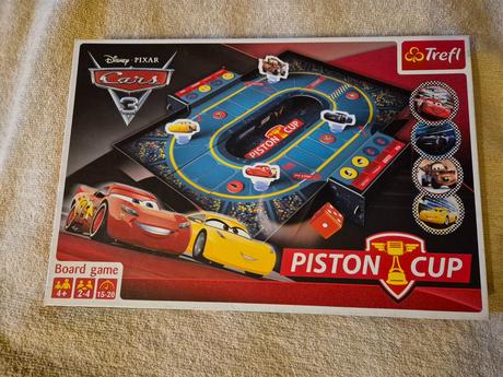 Stolní hra cars-piston cup (blesk mcqueen), 