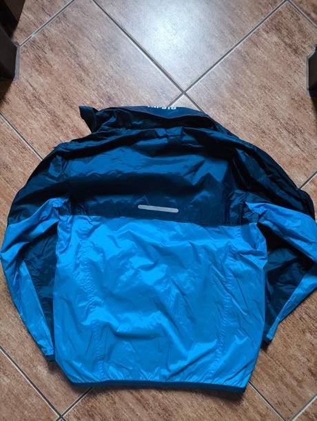 Futbalová bunda kipsta, kipsta,122