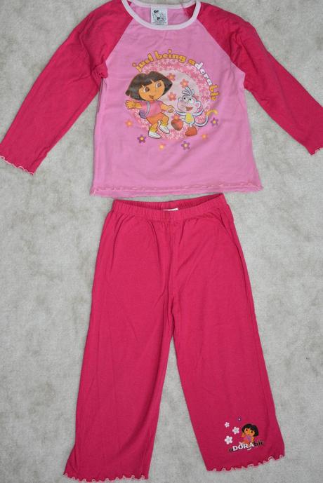 Pyžamo s dorou, nickelodeon,98