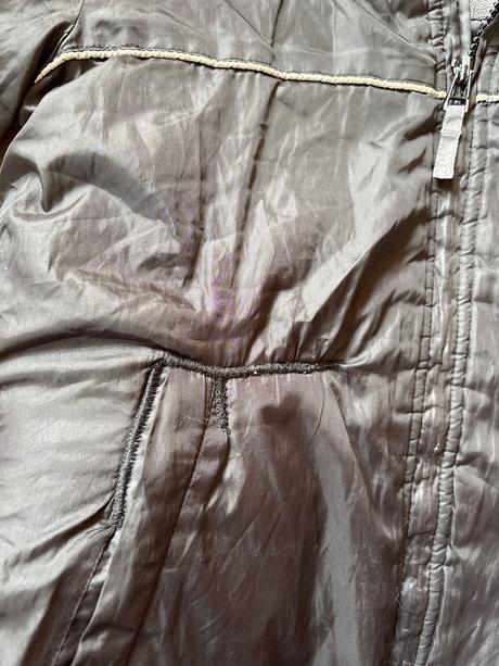 Přechodová bunda, 134