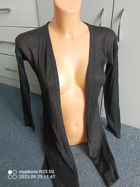 Cardigan zn."y.f.k." vel."128", 128