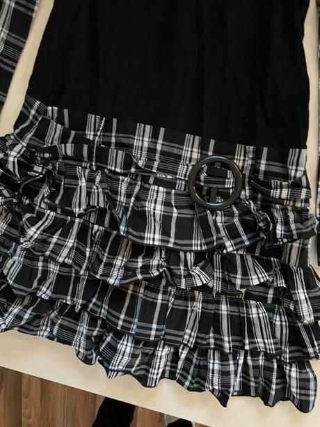 Šaty s volánovou sukní, vel s, ca, clockhouse, clockhouse,s