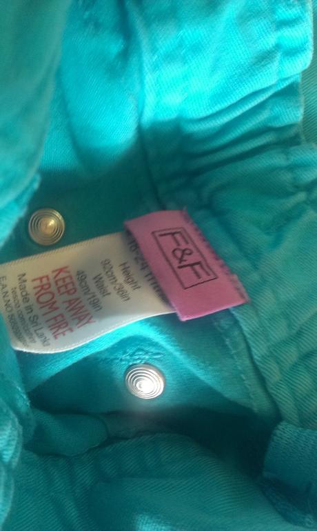 Krásné riflové kalhoty vel.92 top stav, f&f,92