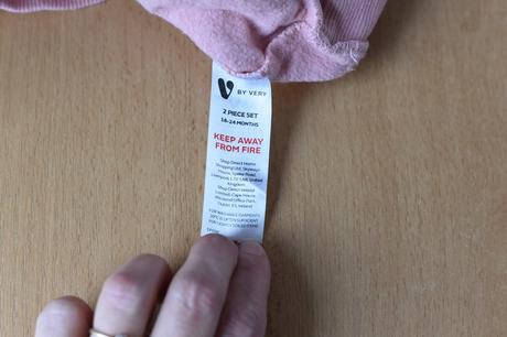 Mikina vel. 18 - 24 m, 92