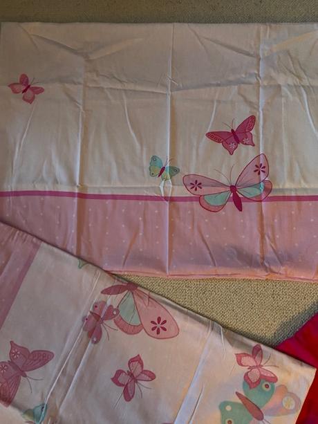 Dívčí povlečení s motýlky + prostěradlo, šířka (cm): 135,délka (cm): 200