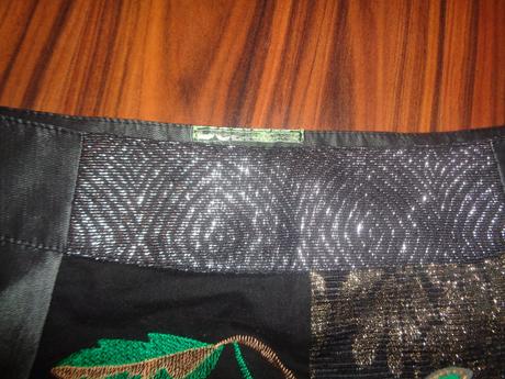 Luxusní šedostříbrná sukně s výšivkou, desigual,34