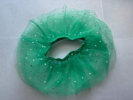 An13/ sukně tylová s hvězdičky - v.cca 3/5 let, 104