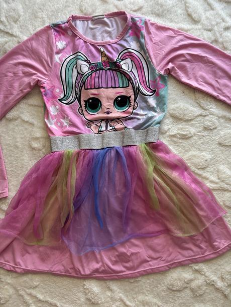 K1/ šaty l.o.l- v.7/8 let, 128