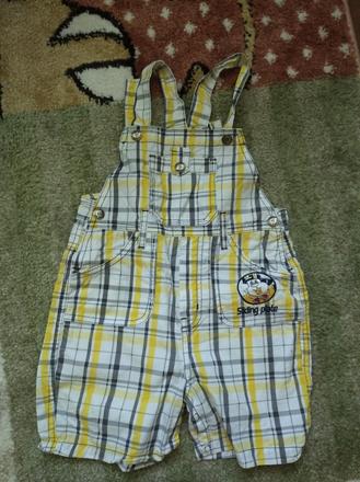 Kraťasy s laclem, 98