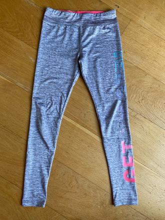 Sportovní leginy, 134