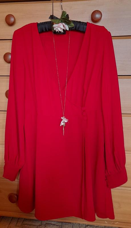 Vínové zavinovací krátké šaty, bershka,l