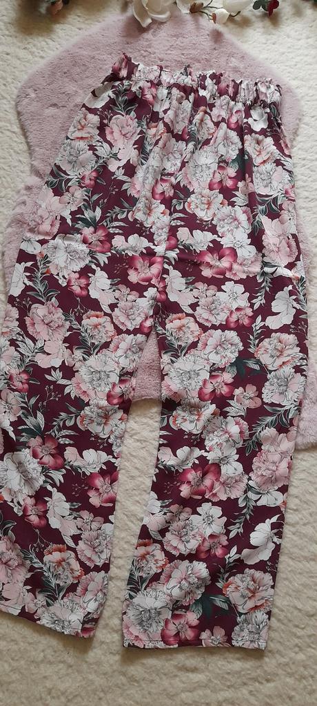 Love to lounge květované ležérní kalhoty, primark,40