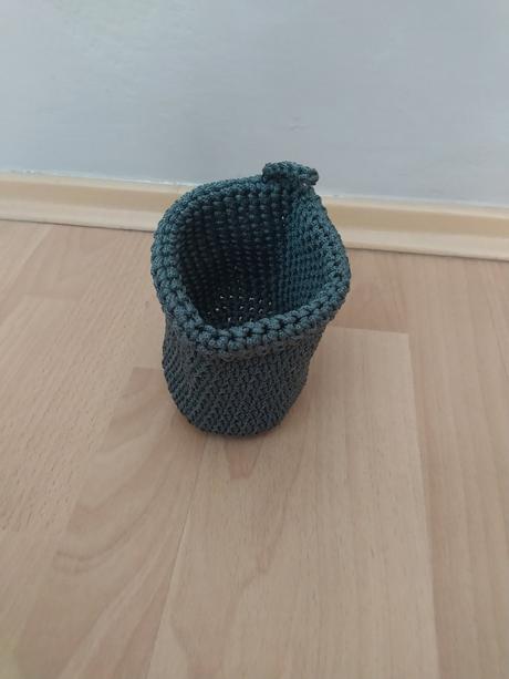 Pletený košík, 
