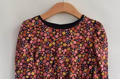 Šaty vel. 5 let, matalan,110