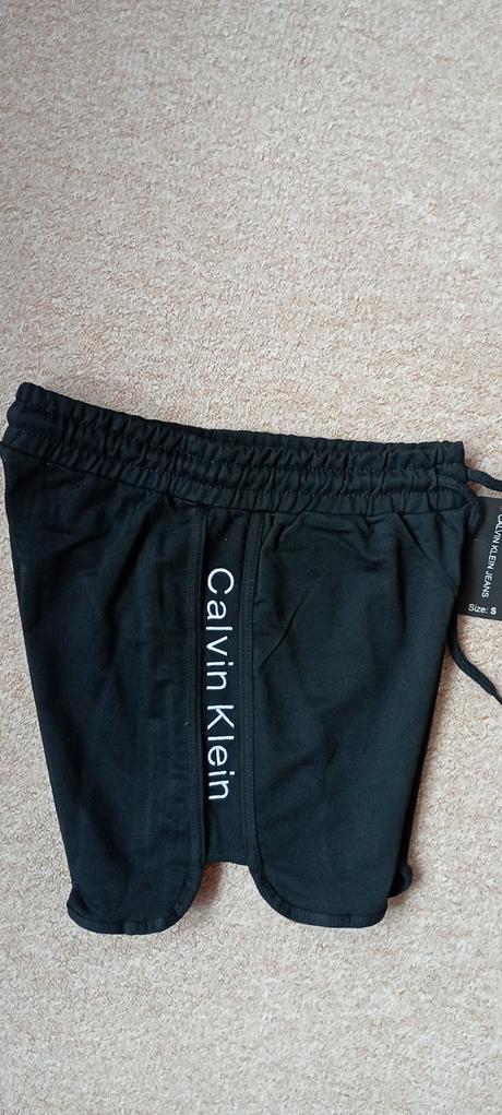 Šortky zn."calvin klein" vel."s", calvin klein,s