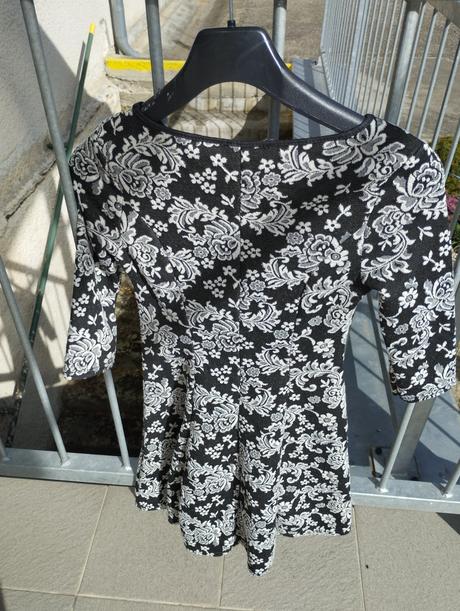 Dívčí šaty, šatičky vel.146, 146