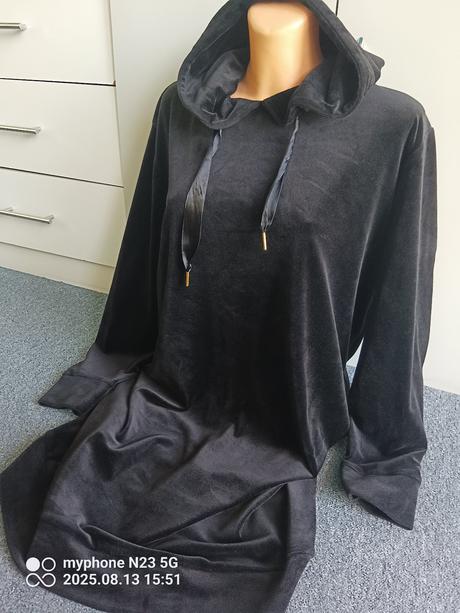 Dlouhá mikina semiš zn."beloved" vel."44/2-3xl", 44