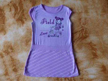Fialové šatičky s holčičkou, 122