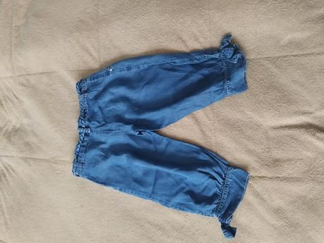 Tříčtvrteční kalhoty, 110