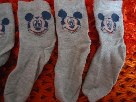 Ponožky s mickeym, 86