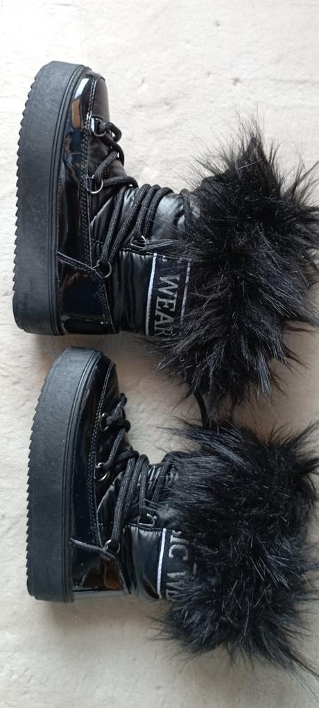 Sněhule zn."royal fashion" vel."30", 30