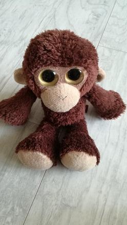 Opička vykulena očka, 