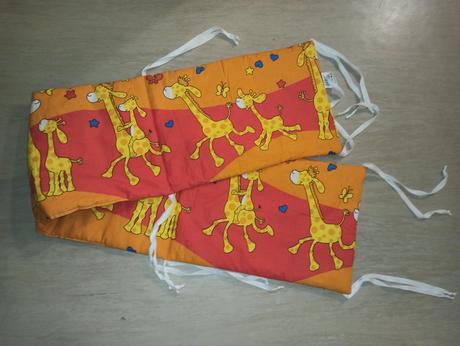 Mantinel do postýlky, šířka (cm): 30,délka (cm): 140