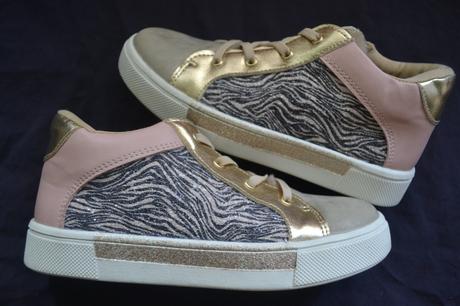 Jarní dívčí boty baťa v.33, baťa,33