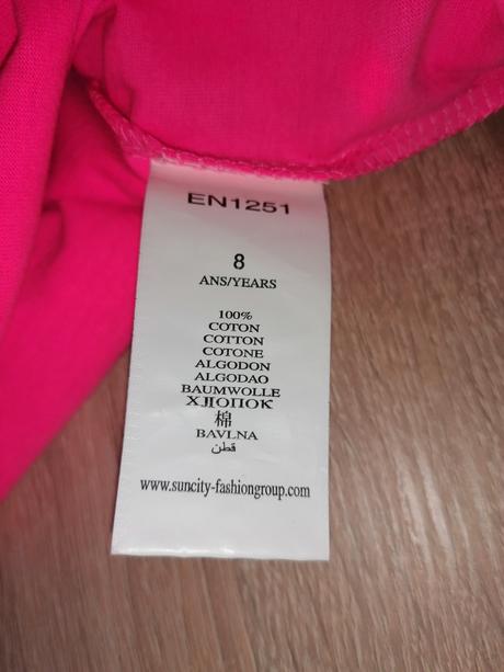 Bavlněné tričko s charmmykitty vel 122 - 128, sanrio,122