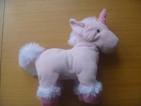 Růžový plyšový jednorožec, 