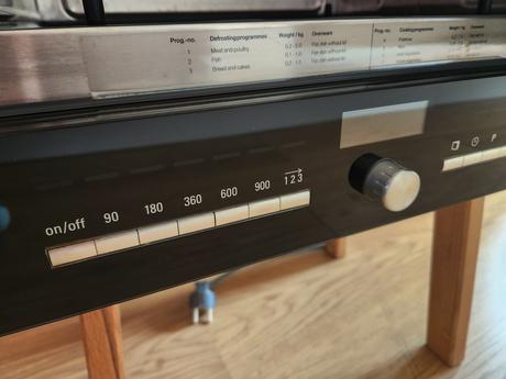 Vestavná mikrovlnná trouba siemens hf25m5r2/01, siemens