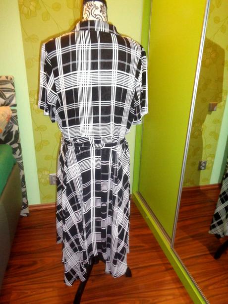 Luxusní černobílé splývavé maxi šaty uk 20, papaya,48