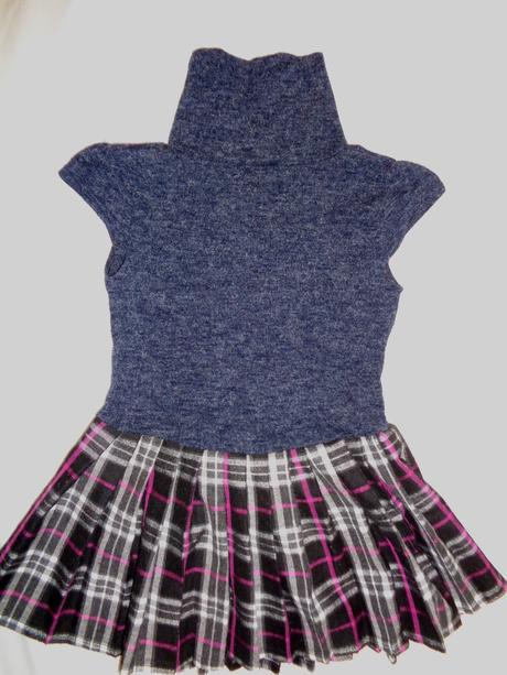 Krásné teplejší šaty s káro sukýnkou, 116