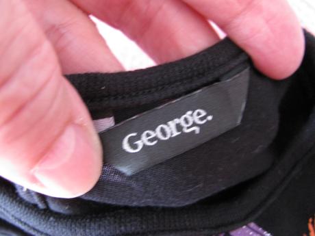 Karnevalový kostým-šaty s pláštěm čarodějka, 