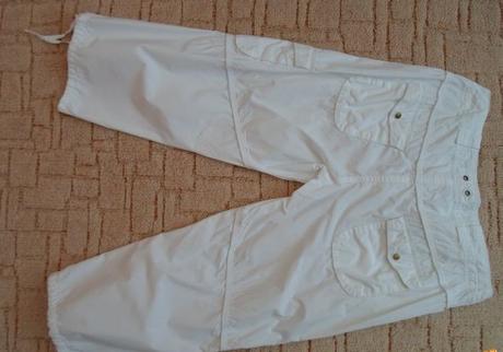 Bílé 3/4 kalhoty, kraťasy, 40