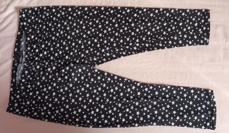 Dívčí/dámské 3/4 černé legíny hvězdičky janina, 46